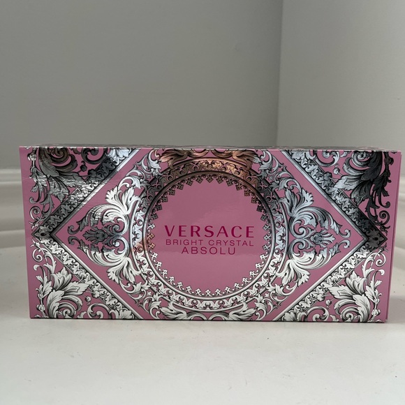 Versace gift set - Picture 2 of 3